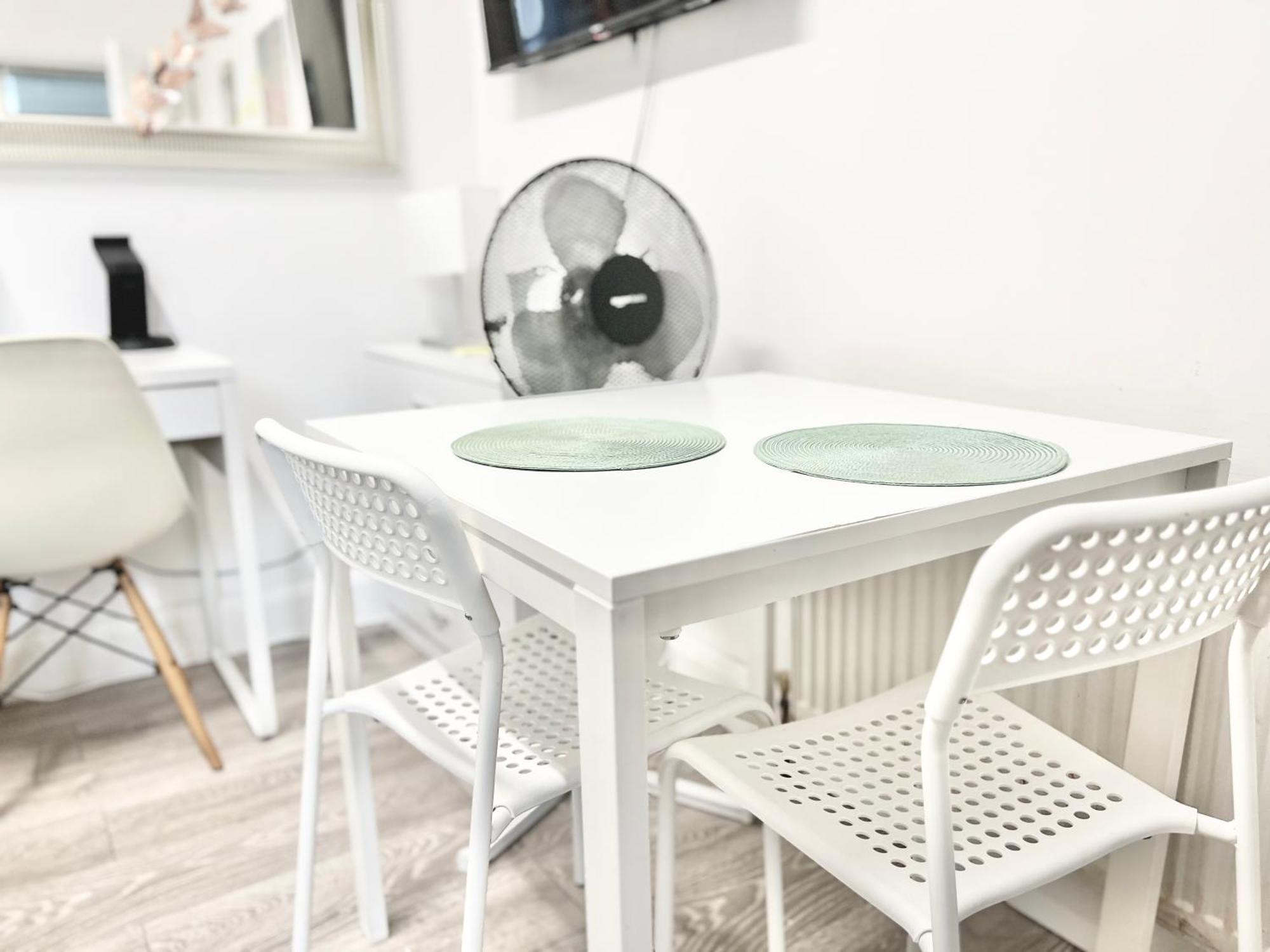 Complete Central Flat Netflix And Fast Wifi Londres Exterior foto